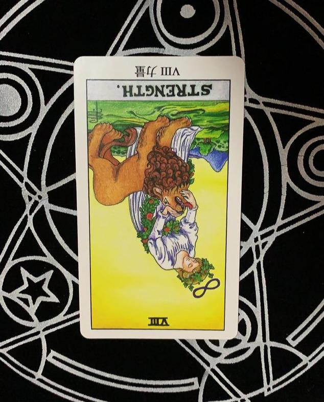 塔罗占卜：分开后，你内心深爱的Ta心里还有你吗？