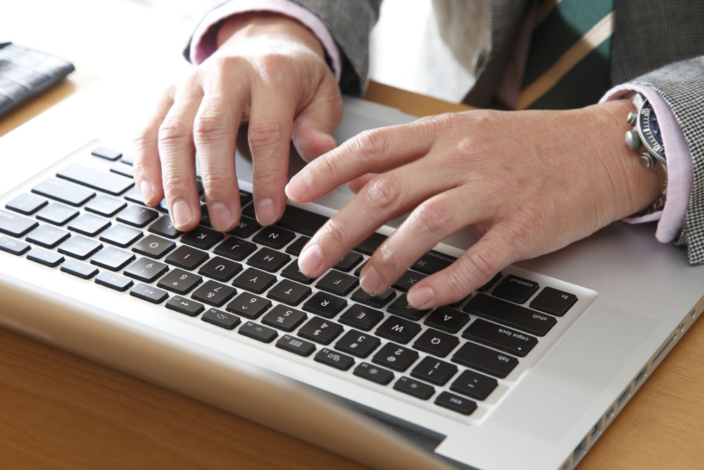 方法01当我们的笔记本装了ghost系统,在电脑上出现了"decompression