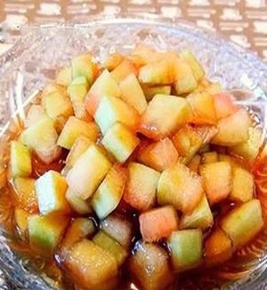 凉菜:西瓜皮爽口小酱菜