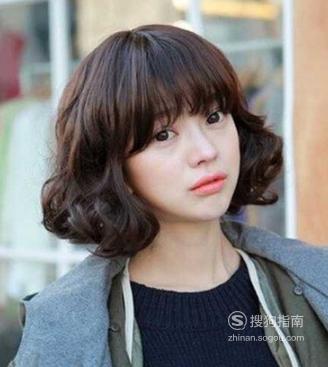 推荐发型:时髦短发波浪卷,随便一款都美爆