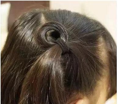 儿童长发diy发型编发,小女孩发型绑扎方法
