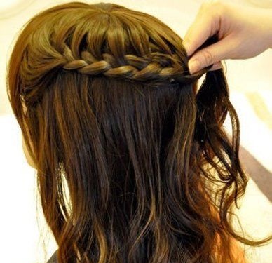 67韩式侧马尾编发发型打造清新淑女范