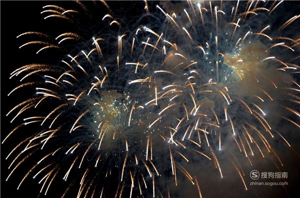 如何安全的燃放鞭炮