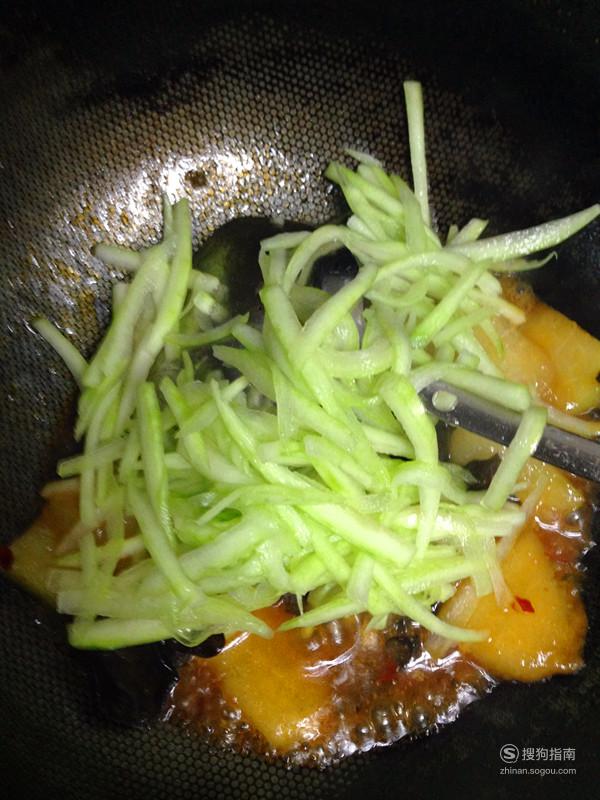 好一道消暑菜,西瓜皮素炒冬瓜片