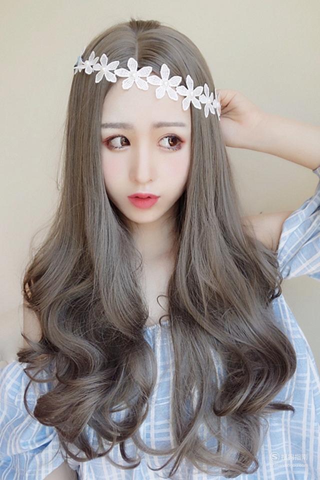 潮流女生梨花烫发型图片