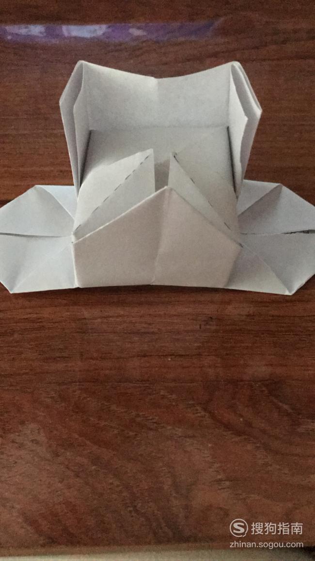 大扫除必备——报纸帽子的折叠方法