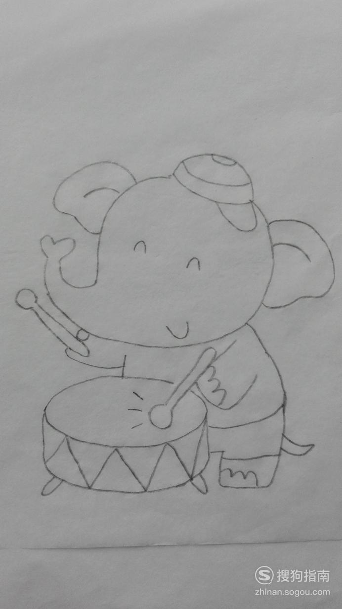 如何画小象敲鼓的简笔画