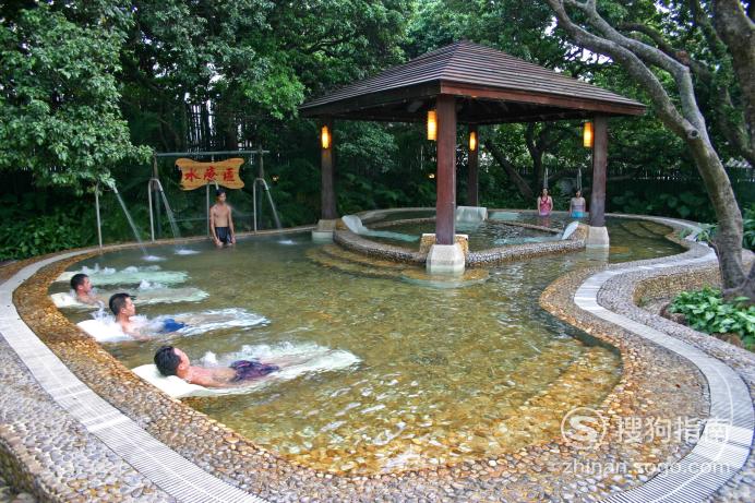 老人泡温泉有哪些注意事项?