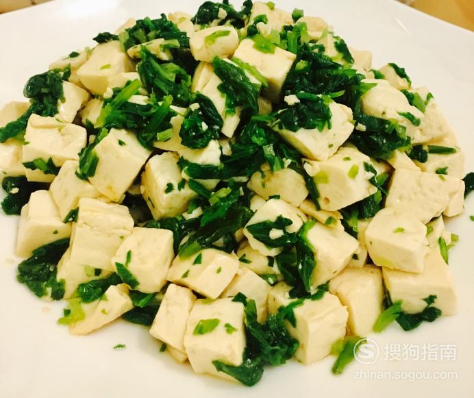 芹菜叶拌豆腐的家常做法 重点来了